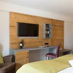 奥格高尔夫酒店 度假村